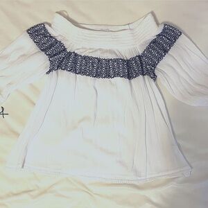 Crown & Ivy White Off-Shoulder Top XS